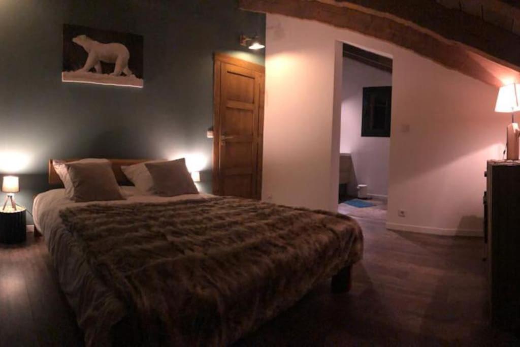 Husky , Familliale, Calme, Spatieux Chalet